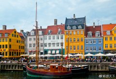 是一座古典文明融为一体的都会